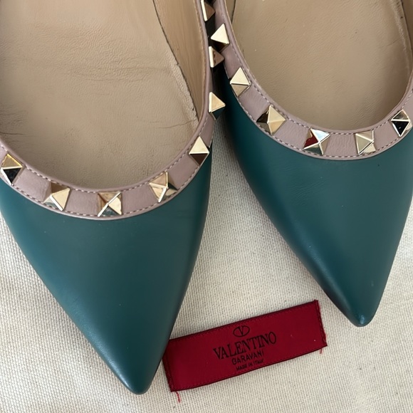 AUTHENTIC VALENTINO ROCKSTUD FLATS - Picture 4 of 8